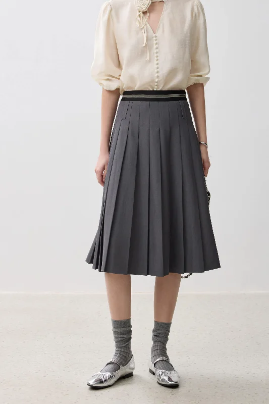 LILY Classic Pleated Skirt