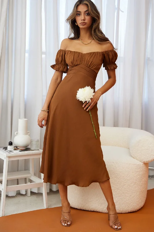 Linka Off-Shoulder Tie Back Midi Dress Chocolate